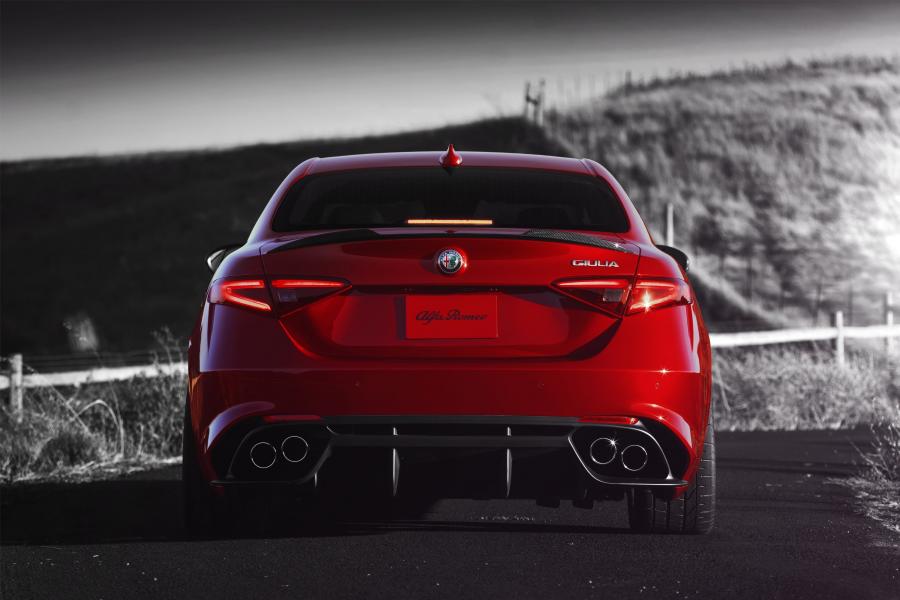  Alfa Romeo Giulia Quadrifoglio (952) 2016 года  (NA) (фото 47 из 86)